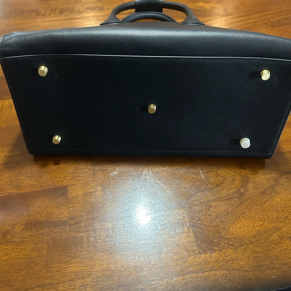 Moncrief London Black Tote Bag - Picture 4 of 11